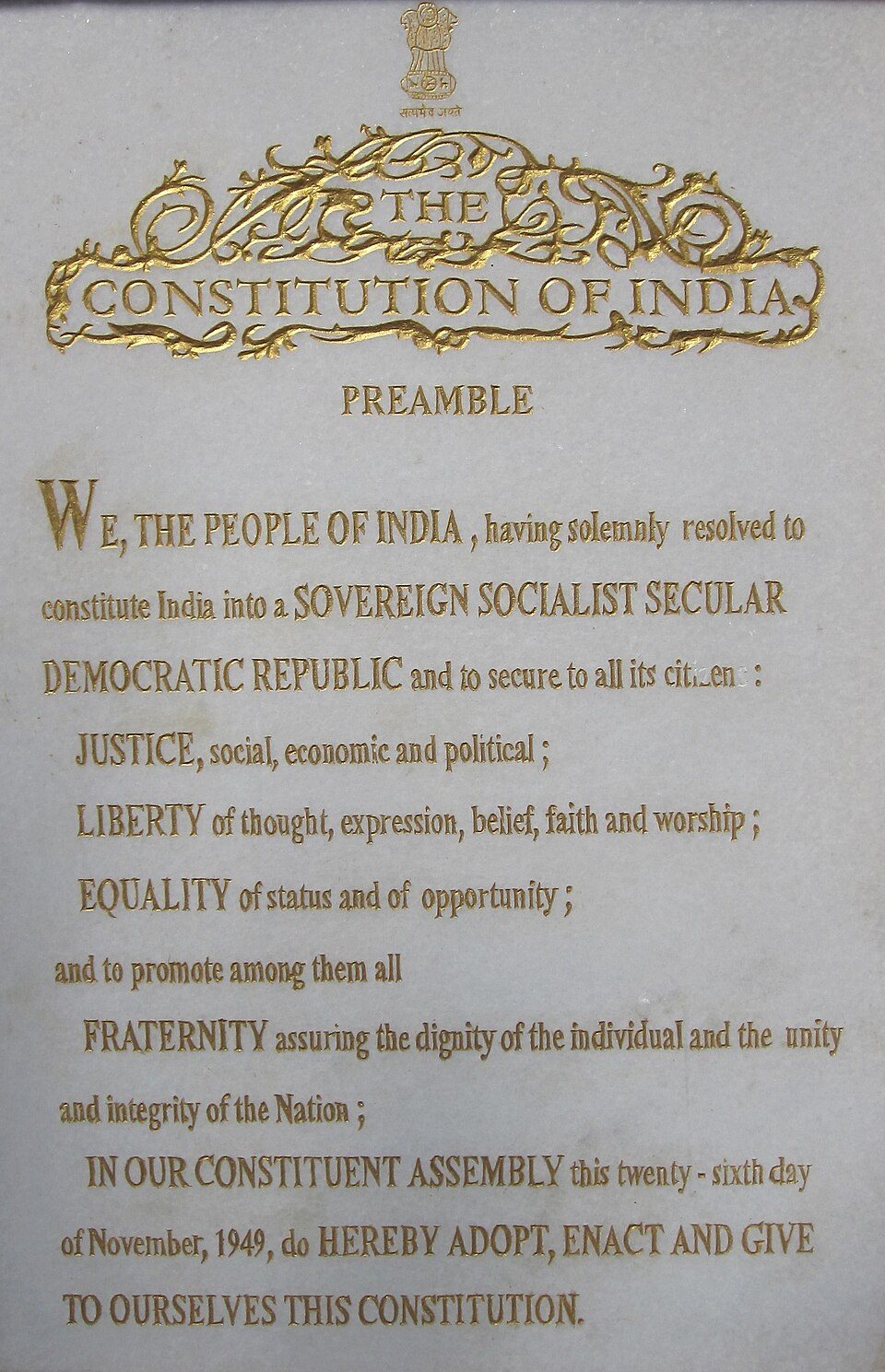 आदिवासी विद्यार्थ्यांशी कथित गैरवर्तनाबद्दल मध्य प्रदेशातील पोलिस निलंबित